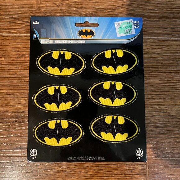 NWT Batman Mini Iron On Patches Set of 6 Bat Signal Logo - Picture 1 of 2